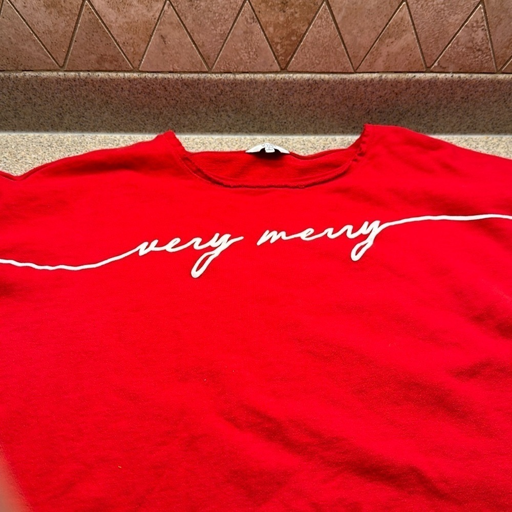 Large Christmas Sweat shirt red white like new